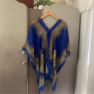 🥀Elegant Blue and Gold Poncho